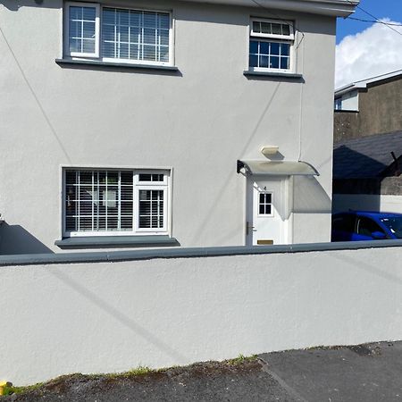 Cheerful 4 Bedroom Town House With Bbq, Galway Eksteriør billede