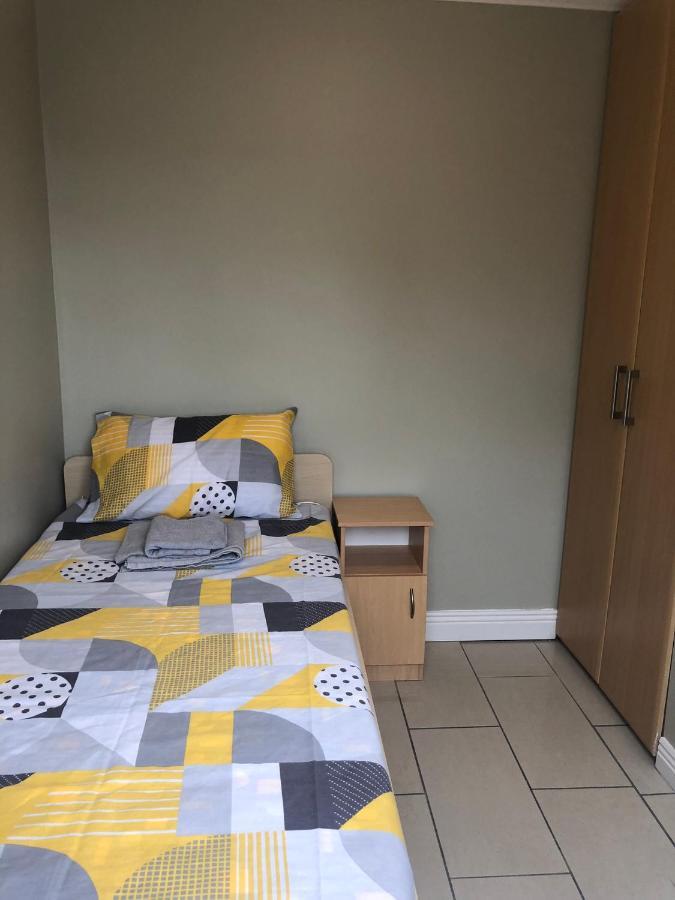 Cheerful 4 Bedroom Town House With Bbq, Galway Eksteriør billede