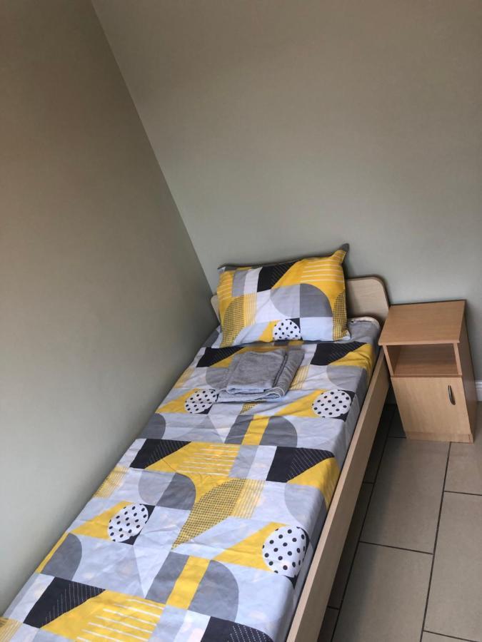 Cheerful 4 Bedroom Town House With Bbq, Galway Eksteriør billede