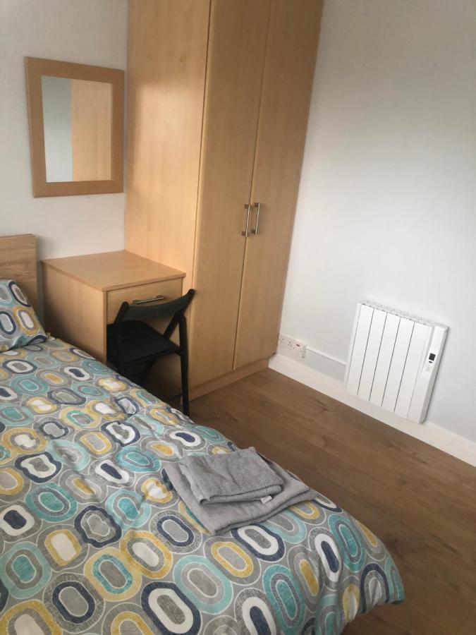 Cheerful 4 Bedroom Town House With Bbq, Galway Eksteriør billede